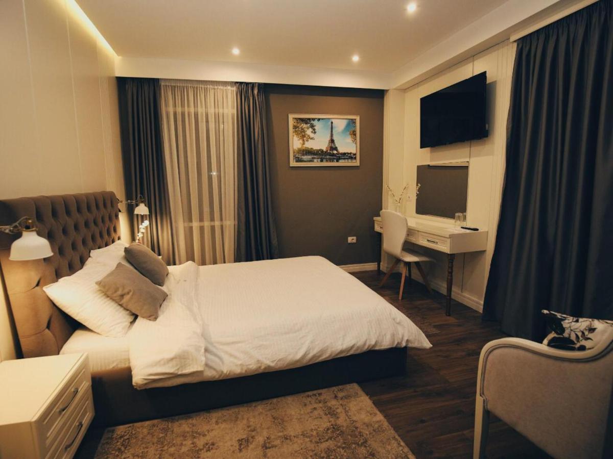 Hotel Romeo Korce Exterior foto