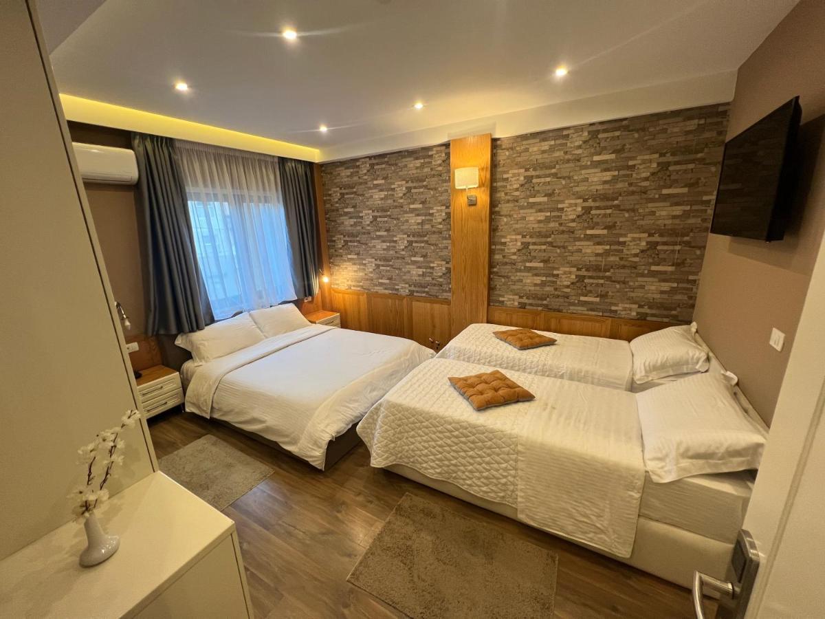 Hotel Romeo Korce Exterior foto