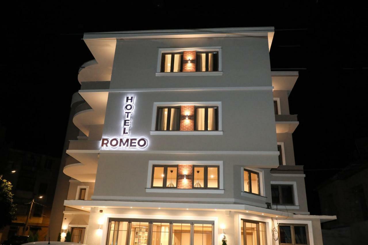 Hotel Romeo Korce Exterior foto